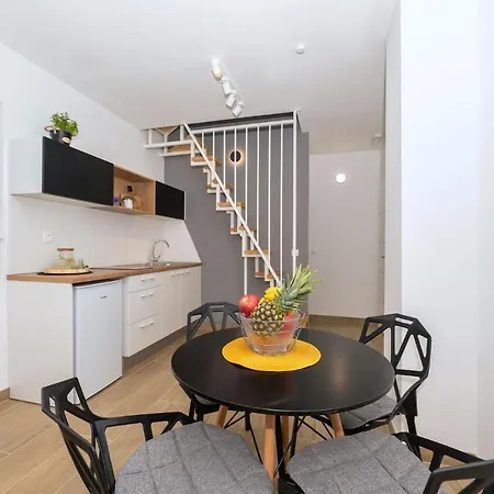 M6 Apartamento